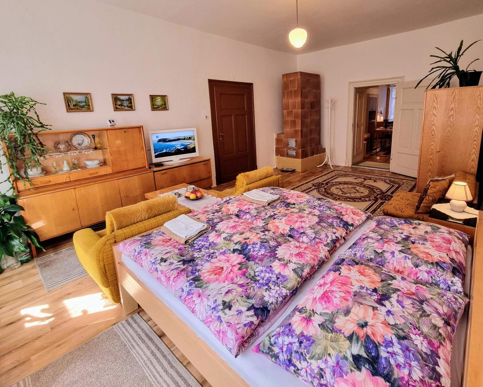 Apartment In A Historical House In The Center Of Levoca Ngoại thất bức ảnh